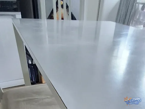 Photo de l'annonce Table de cuisine blanche