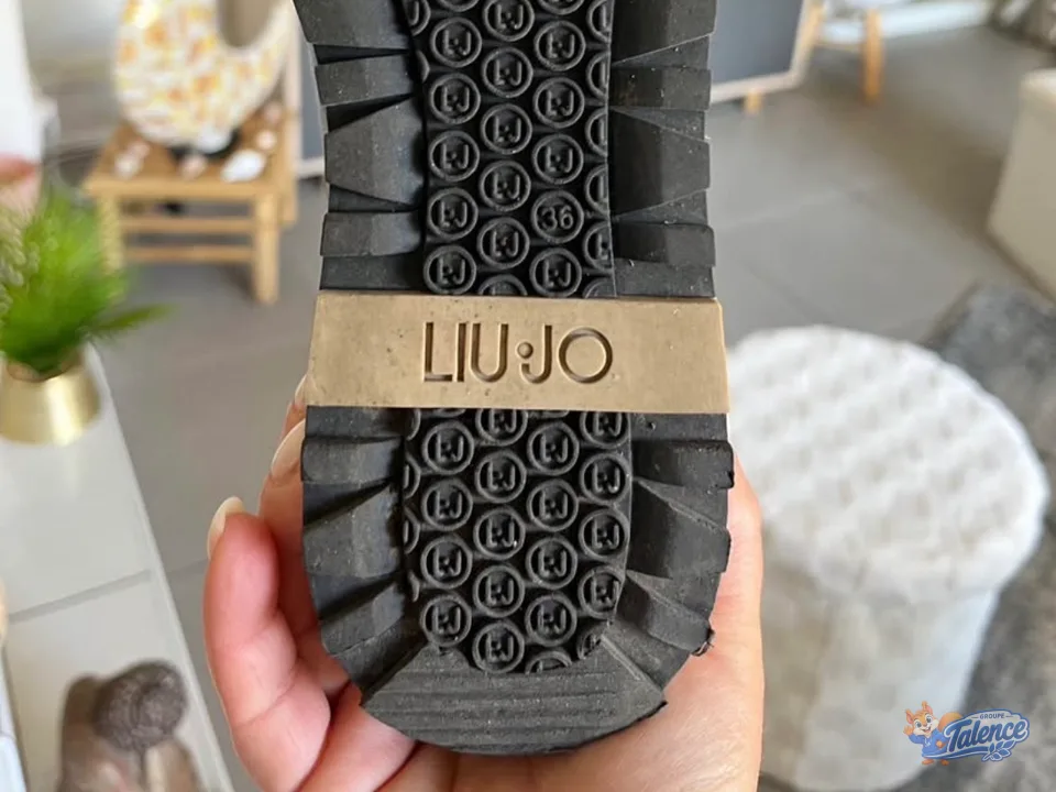 Photo de l'annonce Boots LIUJO